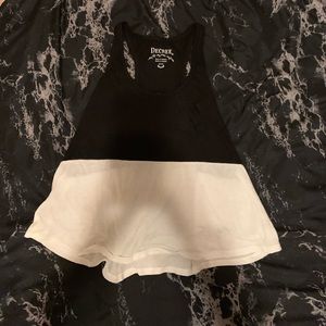 Decree black/white tank top